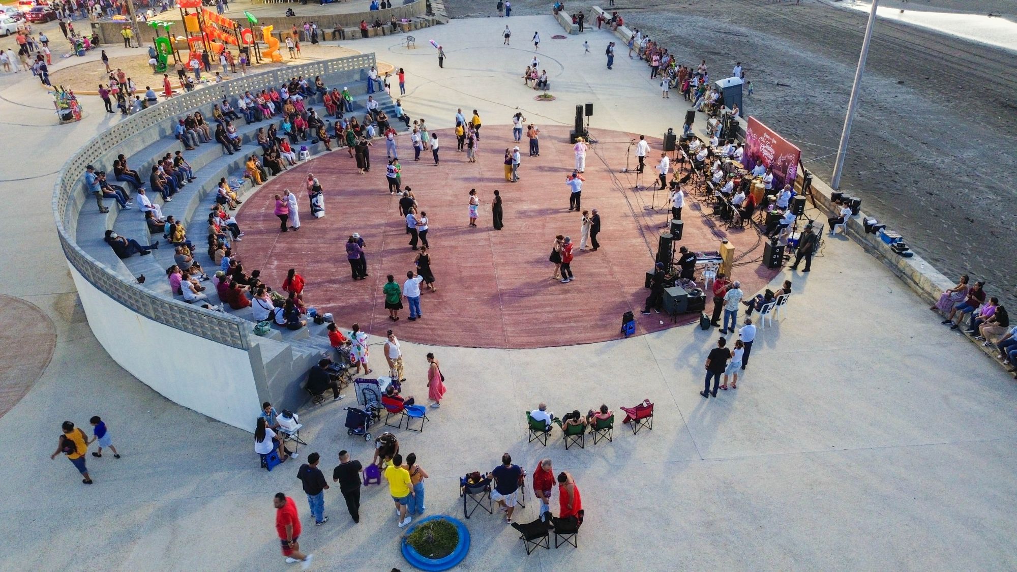Arranca con éxito Coatza Vive el Verano, generando movimiento cultural y económico en la ciudad
