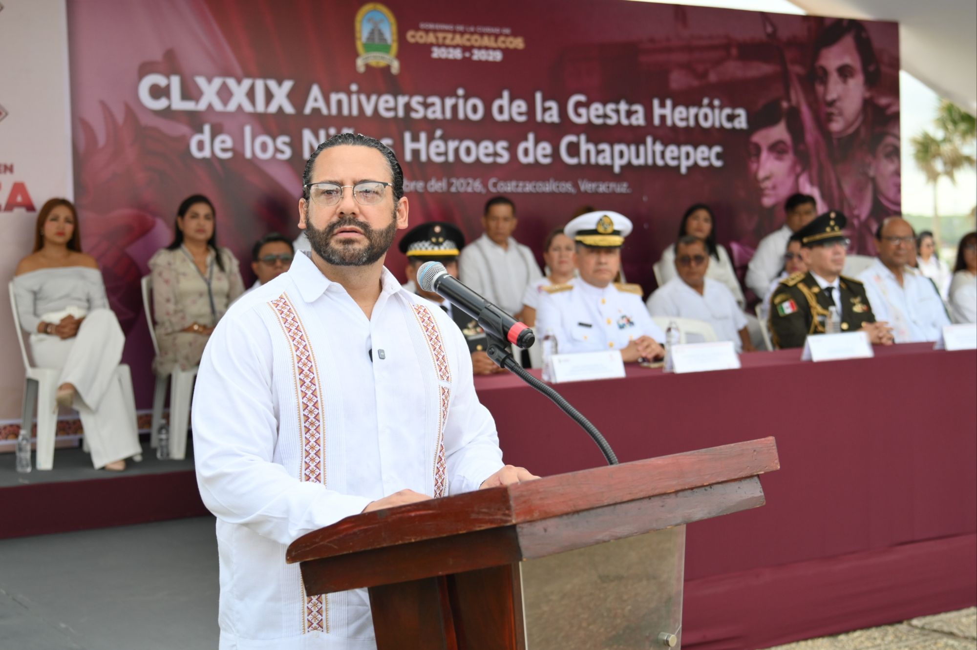 “Honrar a la patria es servir con honestidad”: Pedro Miguel Rosaldo García conmemora a los Niños Héroes en Coatzacoalcos