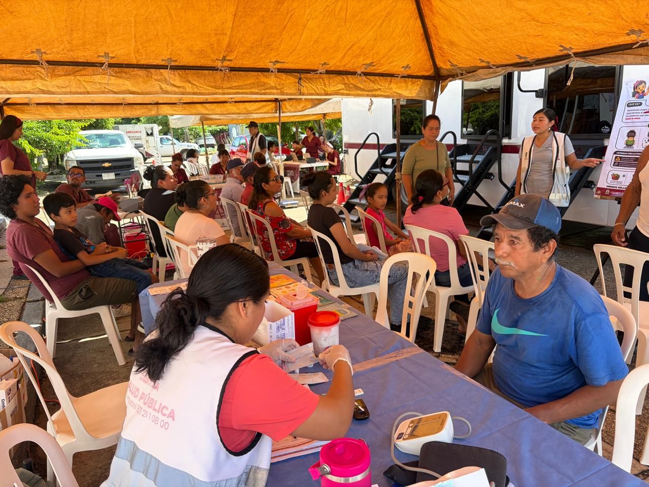Llega unidad médica móvil a la Benito Juárez Norte; suma más de 19 mil atenciones en Coatzacoalcos