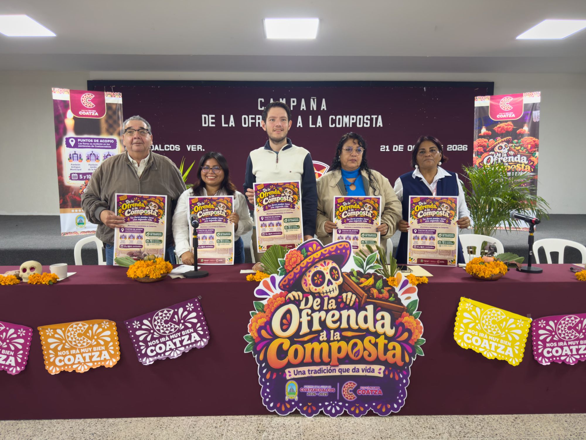 Invitan a la campaña “De la Ofrenda a la Composta” para dar una segunda vida a las flores de Día de Muertos