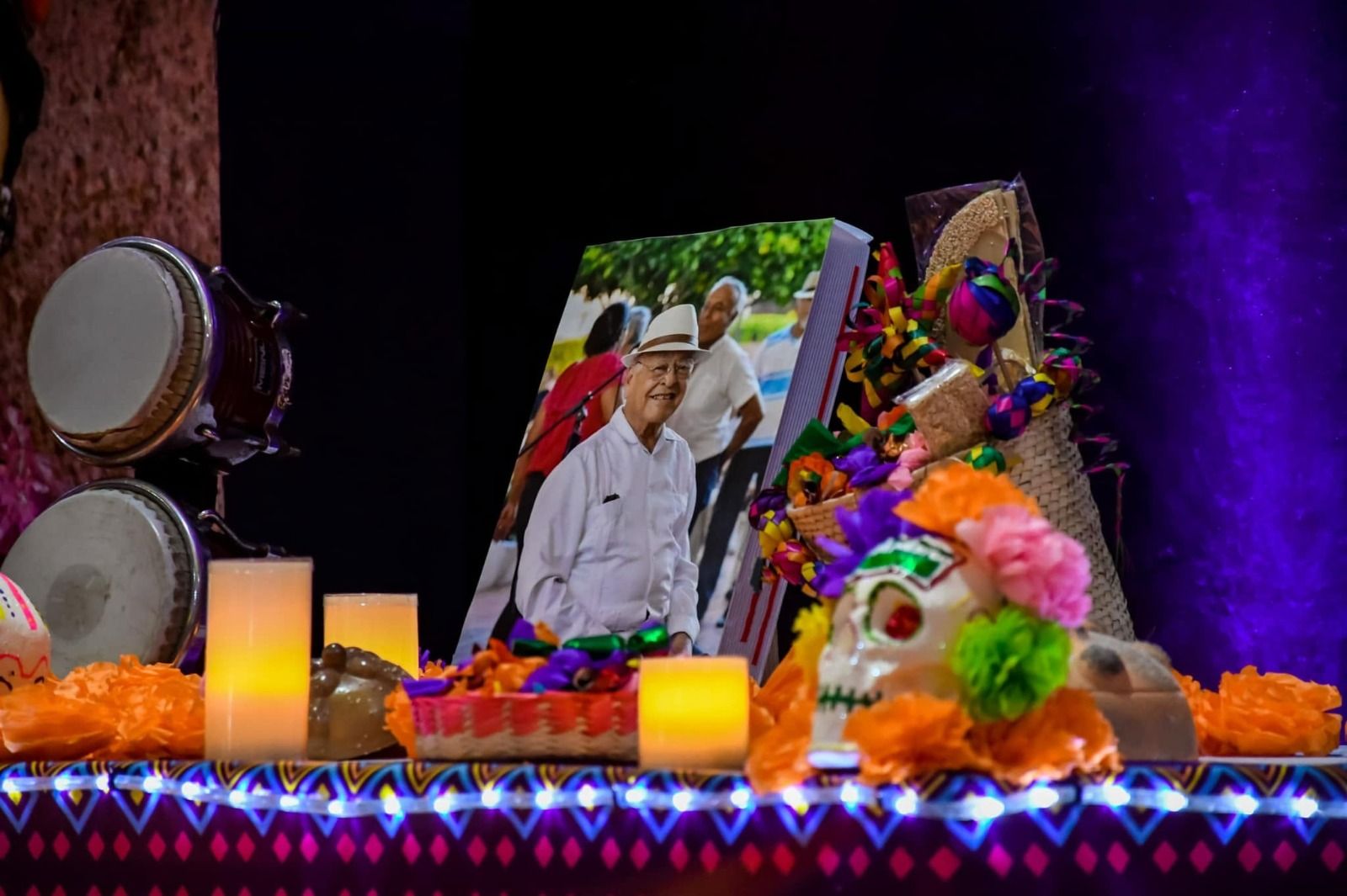 Invitan a disfrutar la exhibición de altares en Coatzacoalcos; arranca “Coatza entre Flores y Recuerdos”
